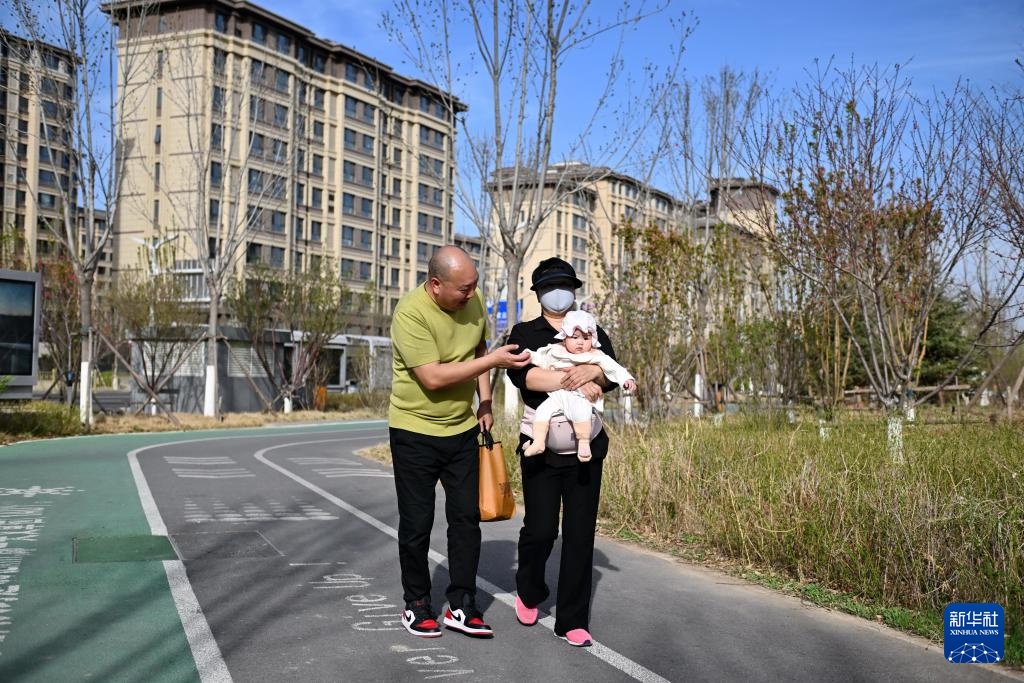 新华全媒+|雄安探新——“15分钟生活圈”为幸福加码 新华全媒+|雄安探新——“15分钟生活圈”为幸福加码