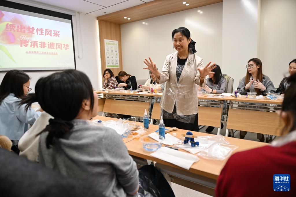 新华全媒+|雄安探新——“15分钟生活圈”为幸福加码 新华全媒+|雄安探新——“15分钟生活圈”为幸福加码