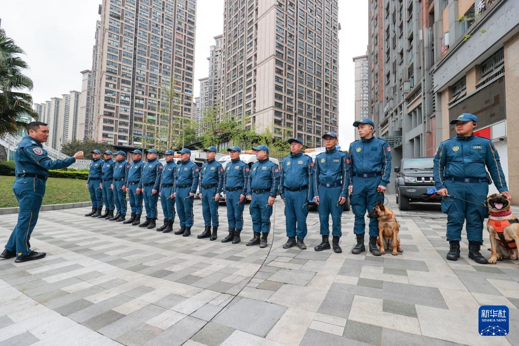 重庆市蓝天救援队赴缅甸地震灾区救援 重庆市蓝天救援队赴缅甸地震灾区救援