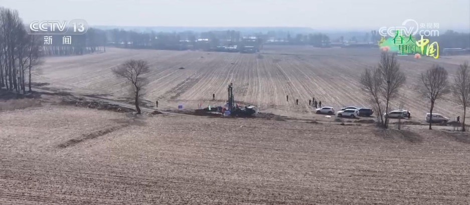 万象“耕”新绘“丰”景 各地多彩春耕画面拼就“三农”丰收盛景图