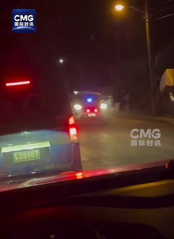 7.3级地震后，汤加发布海啸警告，要求沿海民众转移