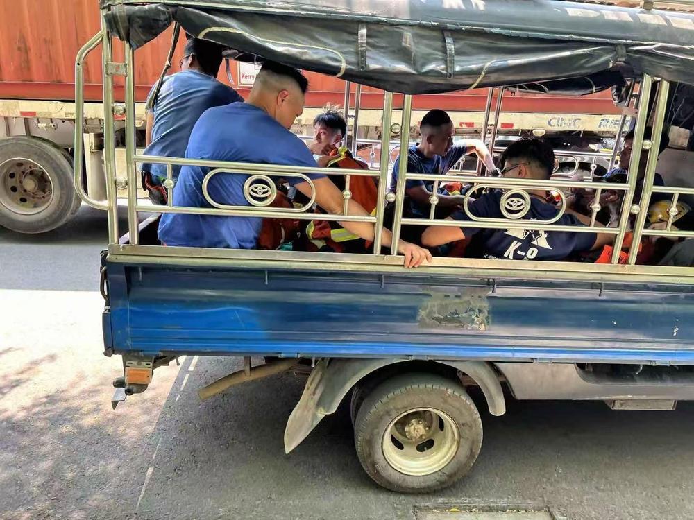 驰援缅甸 中国香港特区救援队在灾区持续搜救