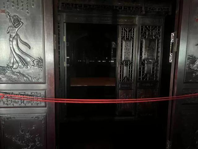 100吨活鳄鱼被拍卖！法院：需“上门自提”