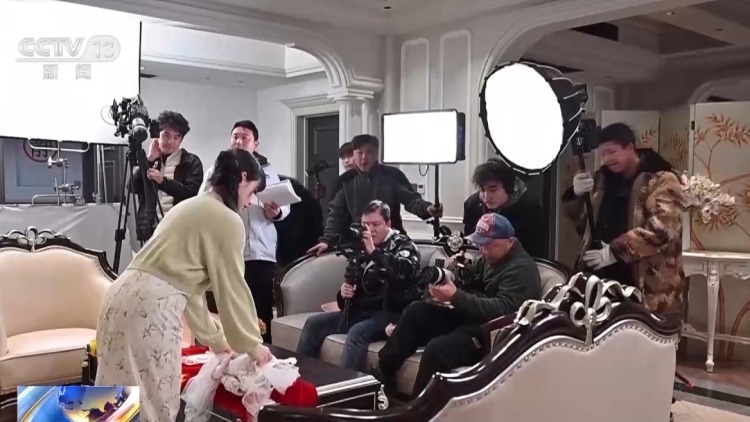 横店如何变“竖店”?微短剧创作火热 一季度接待超600个剧组 横店如何变“竖店”?微短剧创作火热 一季度接待超600个剧组