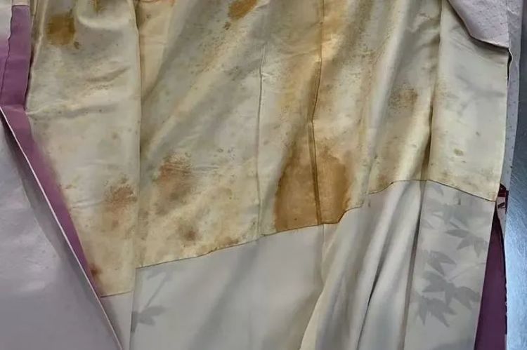 洋垃圾！南京海关查获一批货物为使用过的旧衣物