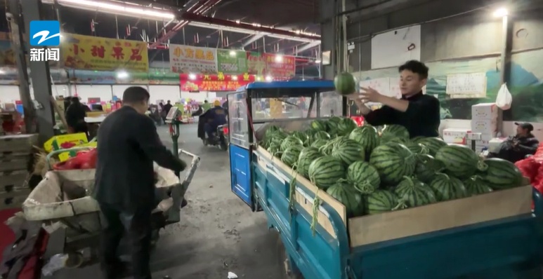 来了来了!很多杭州人盼了它一年,就等这一口! 来了来了!很多杭州人盼了它一年,就等这一口!
