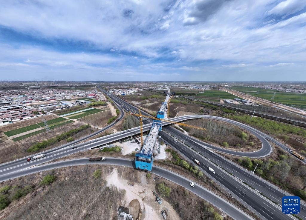 雄忻高铁连续梁施工“加速跑” 雄忻高铁连续梁施工“加速跑”