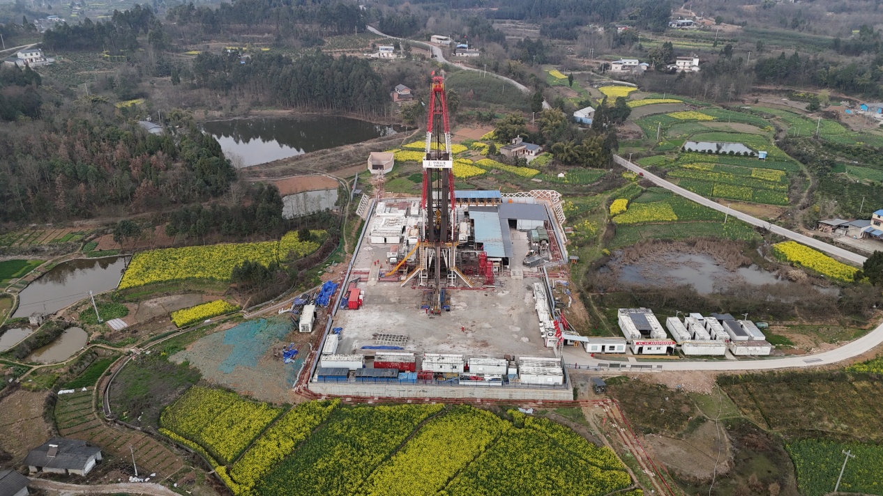 中石化永兴2井顺利完钻 为深层油气勘探提供重要技术支撑 中石化永兴2井顺利完钻 为深层油气勘探提供重要技术支撑