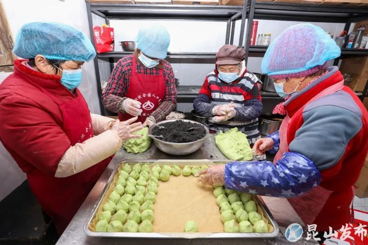 一天卖出3万只，昆山人又开始排队了……