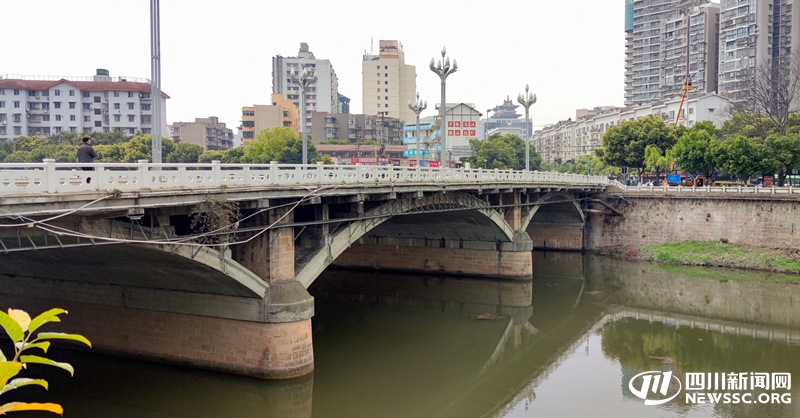 外卖骑手刘应强的最后一单:托起一条生命留下半个“冷”包子 外卖骑手刘应强的最后一单:托起一条生命留下半个“冷”包子