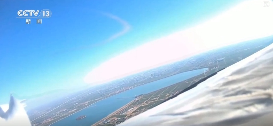 空中第一视角，绝美！跟着“摄影师”白枕鹤“蒙蒙”饱览生态之美