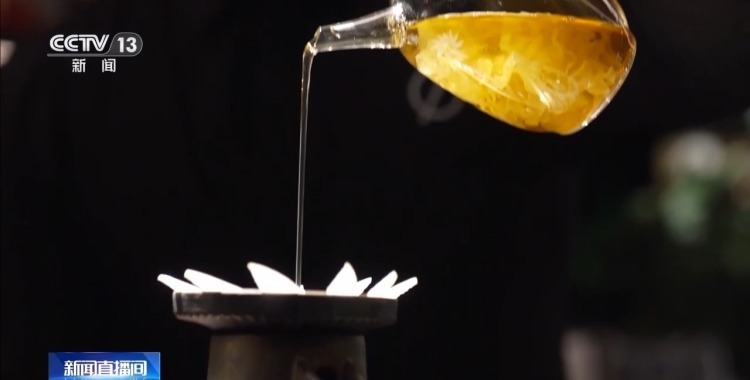 “中药调酒”引热议 到底是养生补品还是智商税？