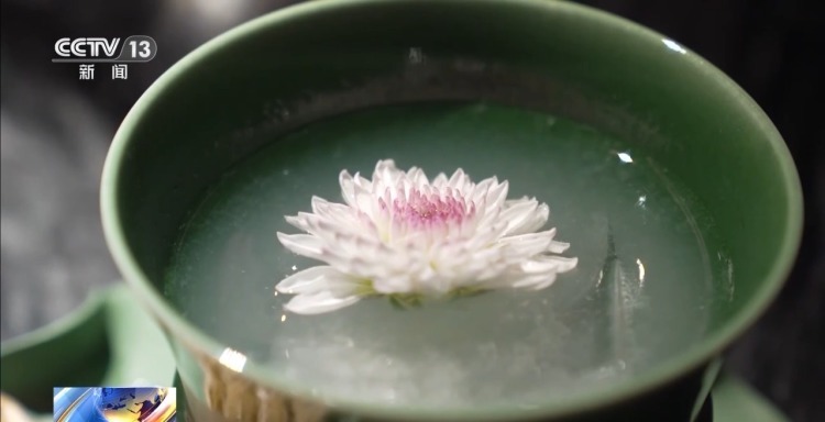 “中药调酒”引热议 到底是养生补品还是智商税？