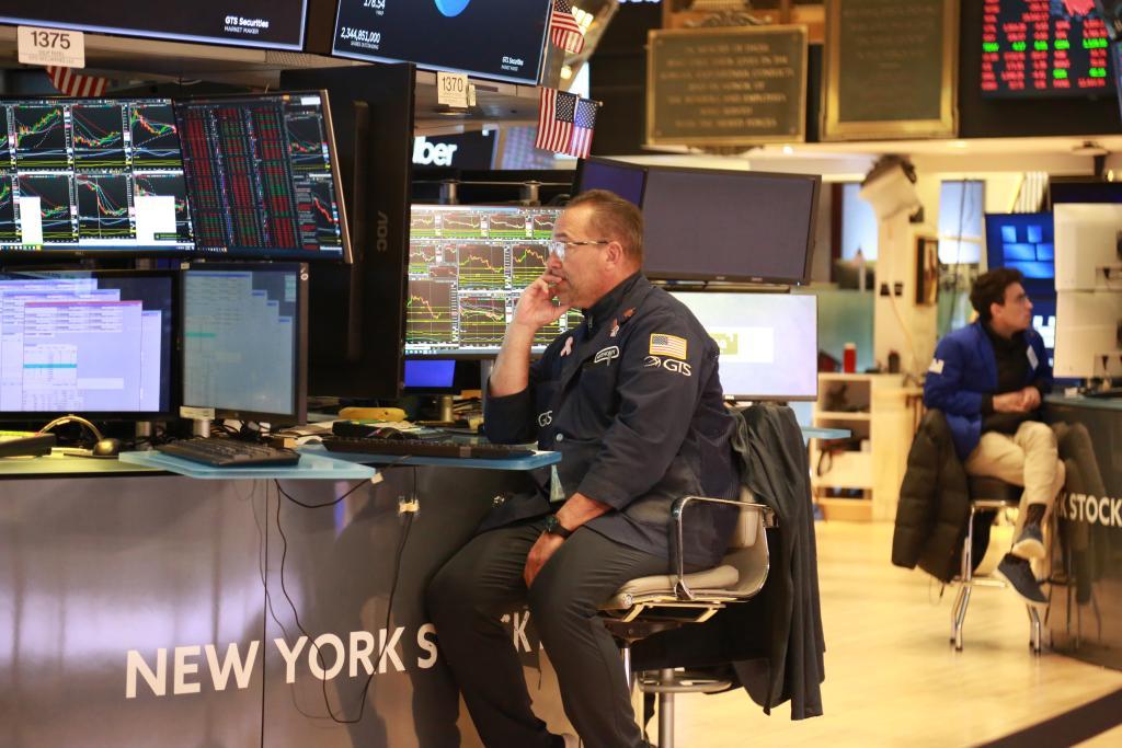 广泛针对、10%起步 特朗普亮出“对等关税”牌 广泛针对、10%起步 特朗普亮出“对等关税”牌