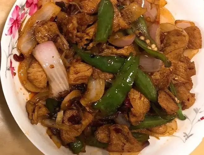 洋葱是个宝,对血管很友好,还能强免疫 洋葱是个宝,对血管很友好,还能强免疫