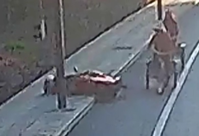 电影都不敢这么拍！杭州一男子停车救人，竟救到自己老婆！