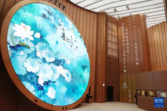 中国馆如何成为大阪世博会靓丽的“中国名片”？