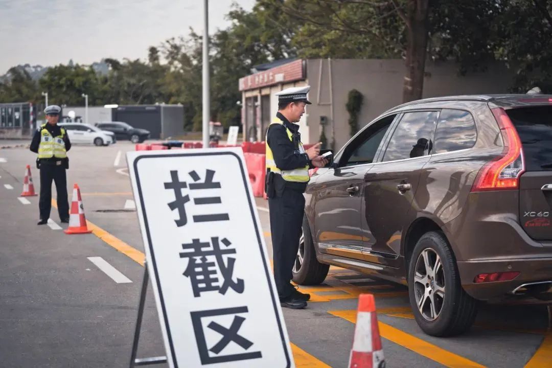 清明祭扫期间(共7天),广州部分路段将实施临时交通管制 清明祭扫期间(共7天),广州部分路段将实施临时交通管制