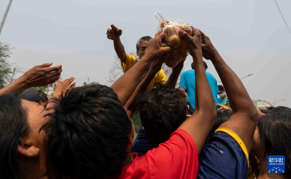 走进缅甸震后灾民安置点 走进缅甸震后灾民安置点