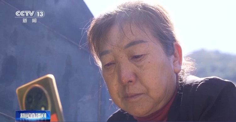 两位母亲一个儿！西藏老阿妈连续21年清明看望“兵儿子”