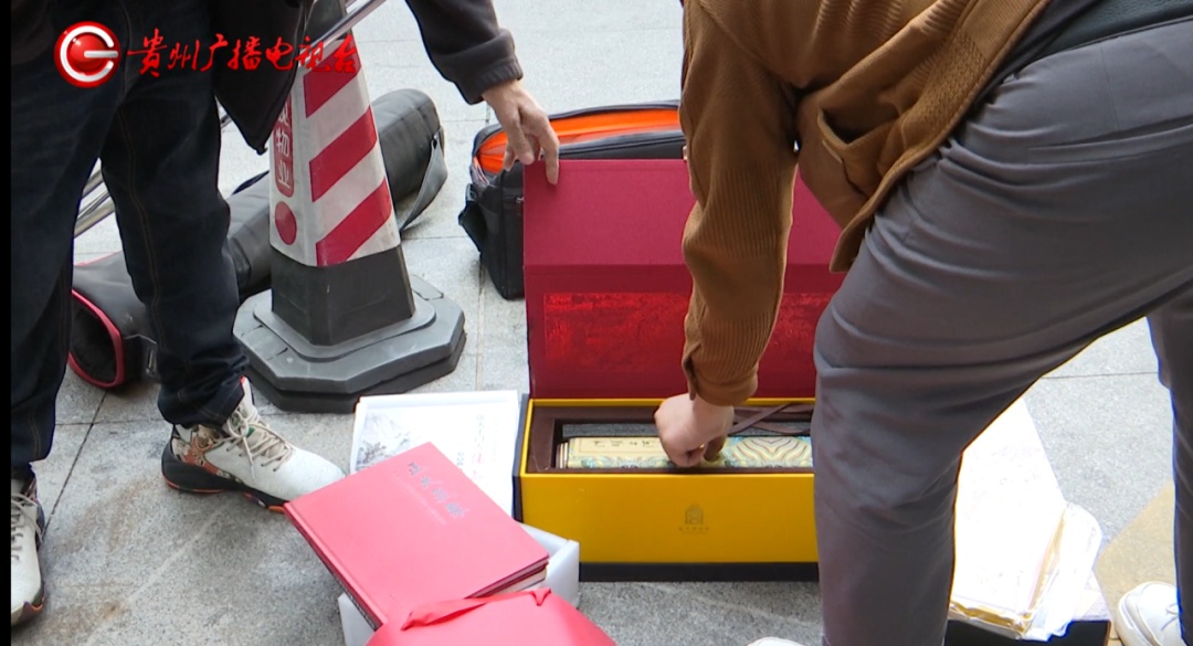 花上万元买"清明上河图"，鉴定后发现是“现代工艺品”？