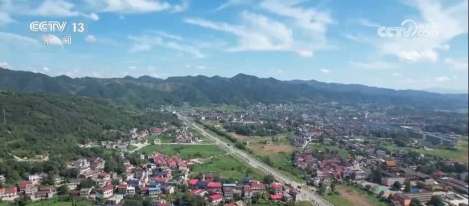 清明假日消费旺活力足 短途游、赏花+、国风潮成为热门关键词