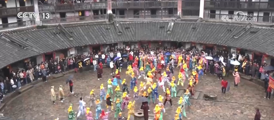 清明假日消费旺活力足 短途游、赏花+、国风潮成为热门关键词