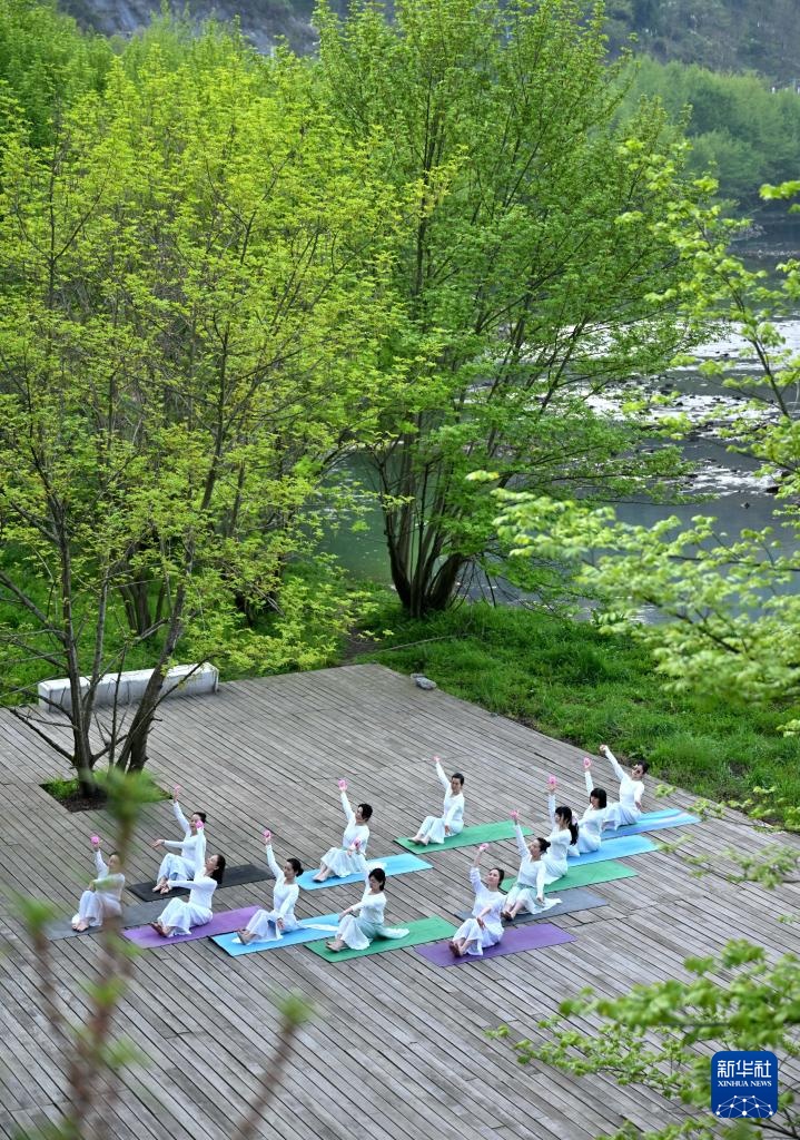 共赴人间好时节 共赴人间好时节