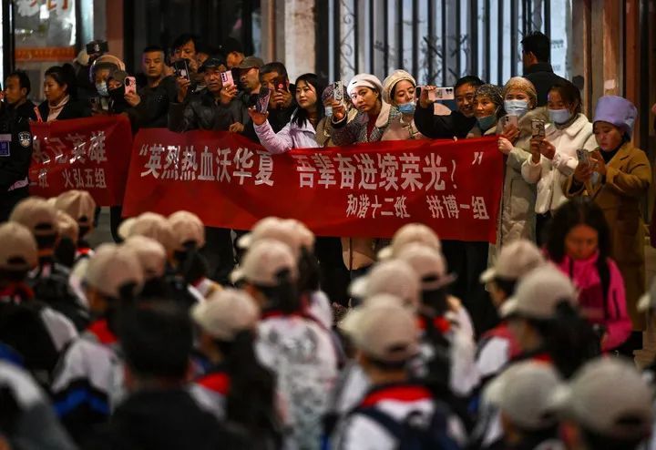 全网刷屏！网友：热血沸腾……