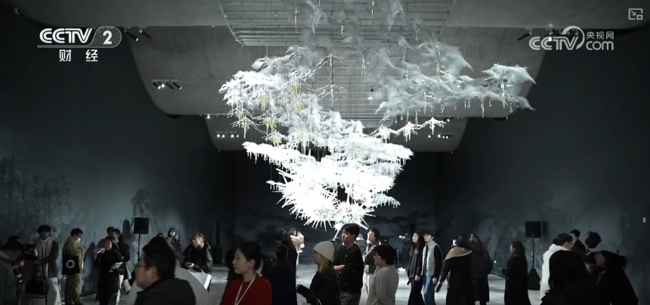 “文化+消费+科技”创新消费场景 “家门口”观展成百姓休闲好选择 “文化+消费+科技”创新消费场景 “家门口”观展成百姓休闲好选择