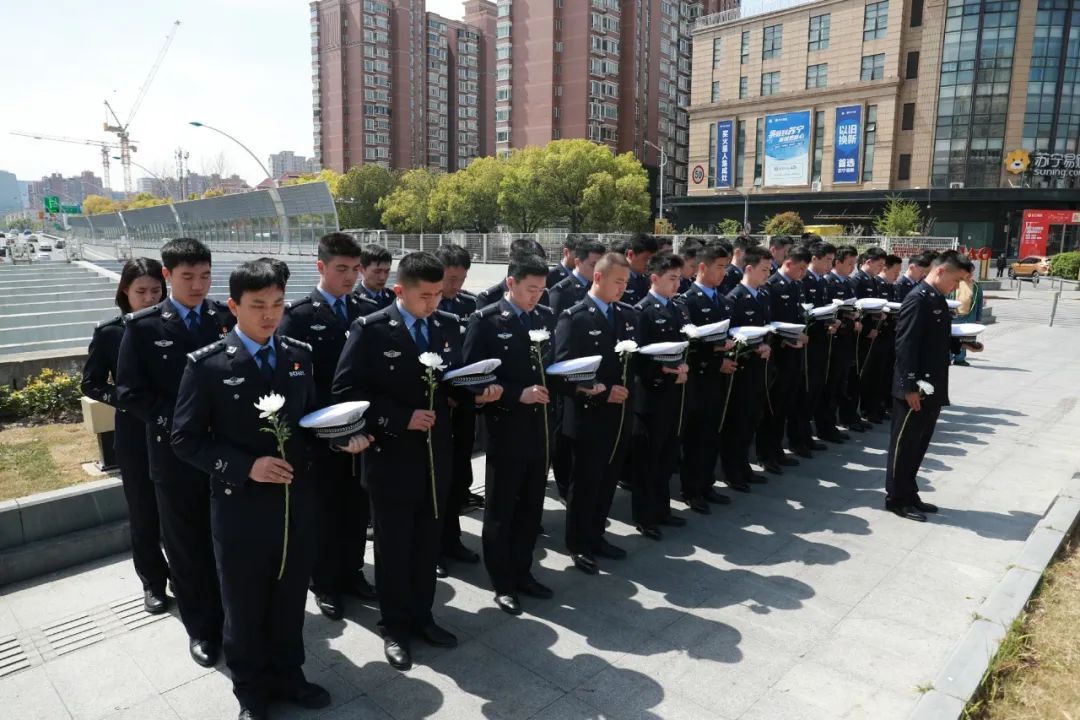 茆师兄,十年了,我们一直在想你…… 茆师兄,十年了,我们一直在想你……