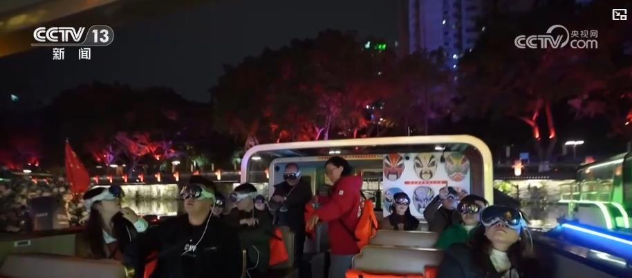 非遗、科技、IP激活清明春旅新活力 沉浸式创新体验让文旅消费一路“繁花” 非遗、科技、IP激活清明春旅新活力 沉浸式创新体验让文旅消费一路“繁花”