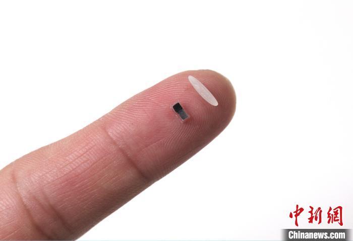 比米粒还小且可分解吸收 国际最新研发出微型临时起搏器 比米粒还小且可分解吸收 国际最新研发出微型临时起搏器