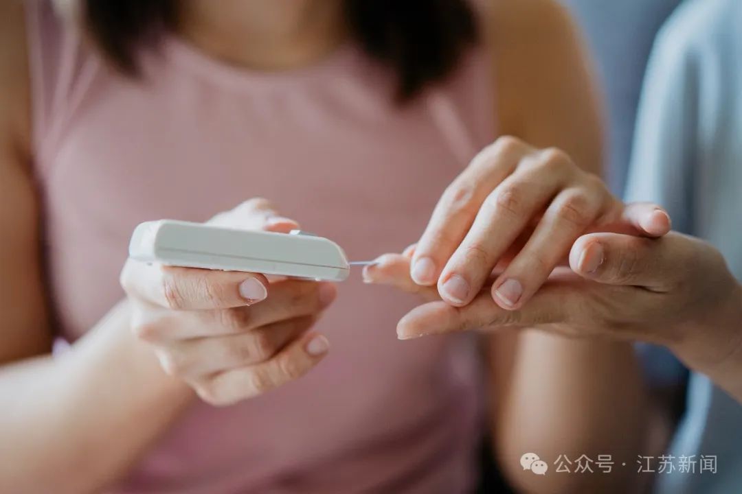 38岁网红突然去世……网友震惊：这个病竟然致命！