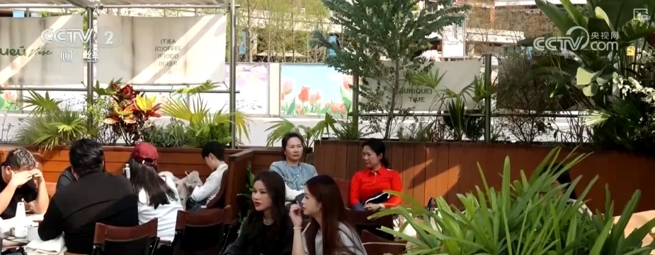 “左手购物袋，右手大自然” 玩出新花样激活消费新潜能