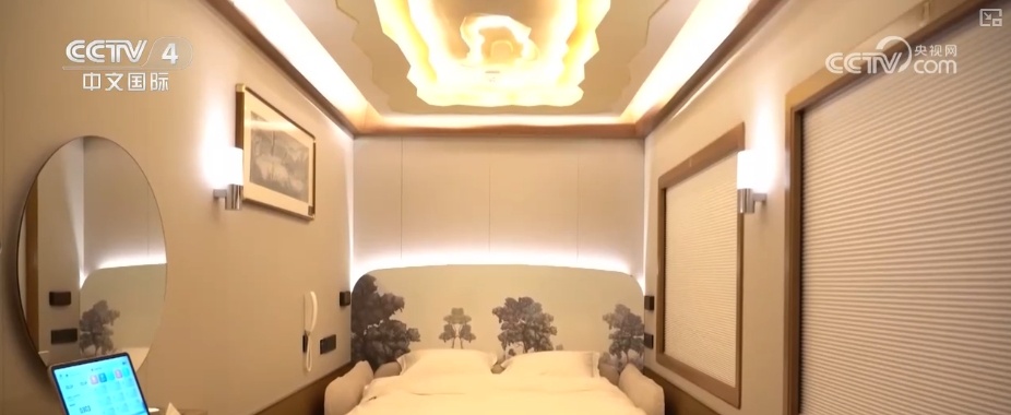 清明假期中短途出行需求旺盛 坐着赏花专列饱览春日美景 清明假期中短途出行需求旺盛 坐着赏花专列饱览春日美景