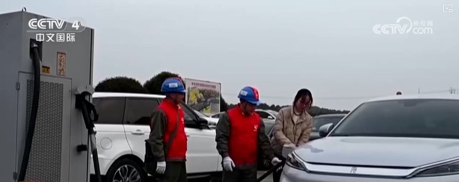 消费旺、出游火,新热点频出!清明假日春游经济有“颜值”有“产值” 消费旺、出游火,新热点频出!清明假日春游经济有“颜值”有“产值”