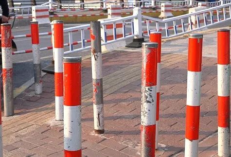 进地铁口像练功！上海市民吐槽：谁来都得扭两下