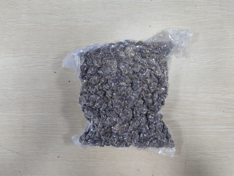 深圳邮局海关查获大麻426.1克