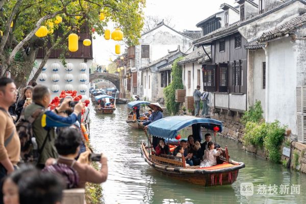 4月7日起周庄古镇实施：一张原价门票享无限次免费入园！