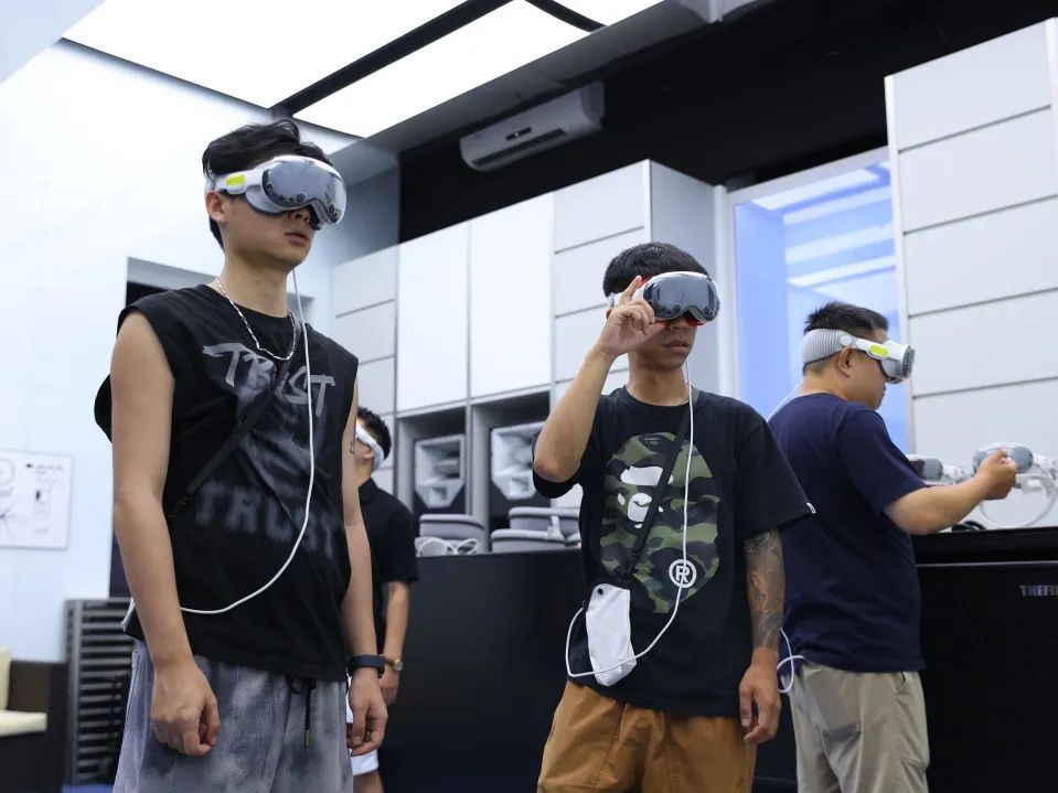 北京超高清视听·行丨解锁奇幻新体验:探秘ASTATION 山海空间 北京超高清视听·行丨解锁奇幻新体验:探秘ASTATION 山海空间