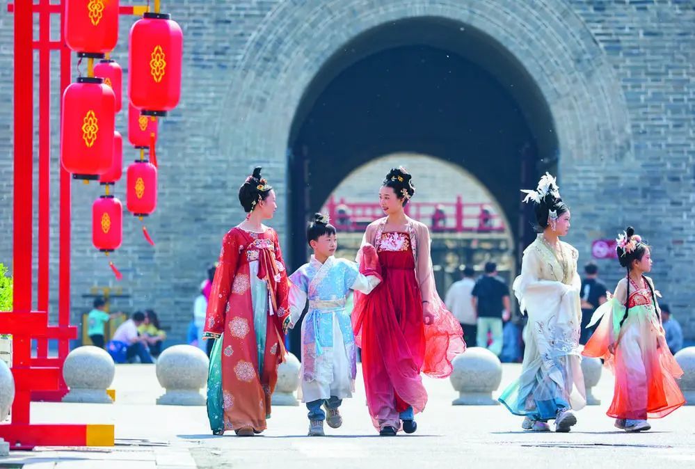 石家庄假日旅游市场热潮涌动 石家庄假日旅游市场热潮涌动