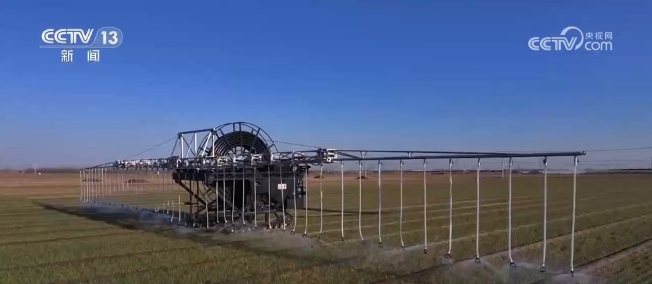 从“会种地”到“慧种地” 科技赋能农业生产“智慧升级”