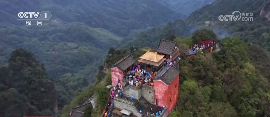 新场景、新玩法、新体验不断涌现 “假日经济”焕发新活力 新场景、新玩法、新体验不断涌现 “假日经济”焕发新活力