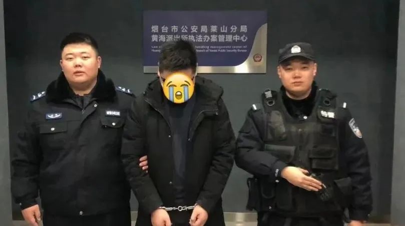 非法入侵学校系统并用AI骚扰两千余名同学！在校大学生胡某被抓