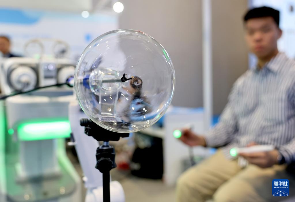 中国国际医疗器械博览会在沪开幕