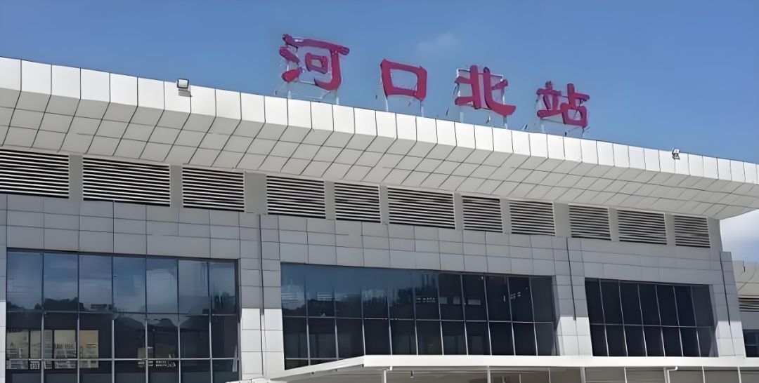 中越口岸乘动车跨境游外籍旅客今年已超1万人次