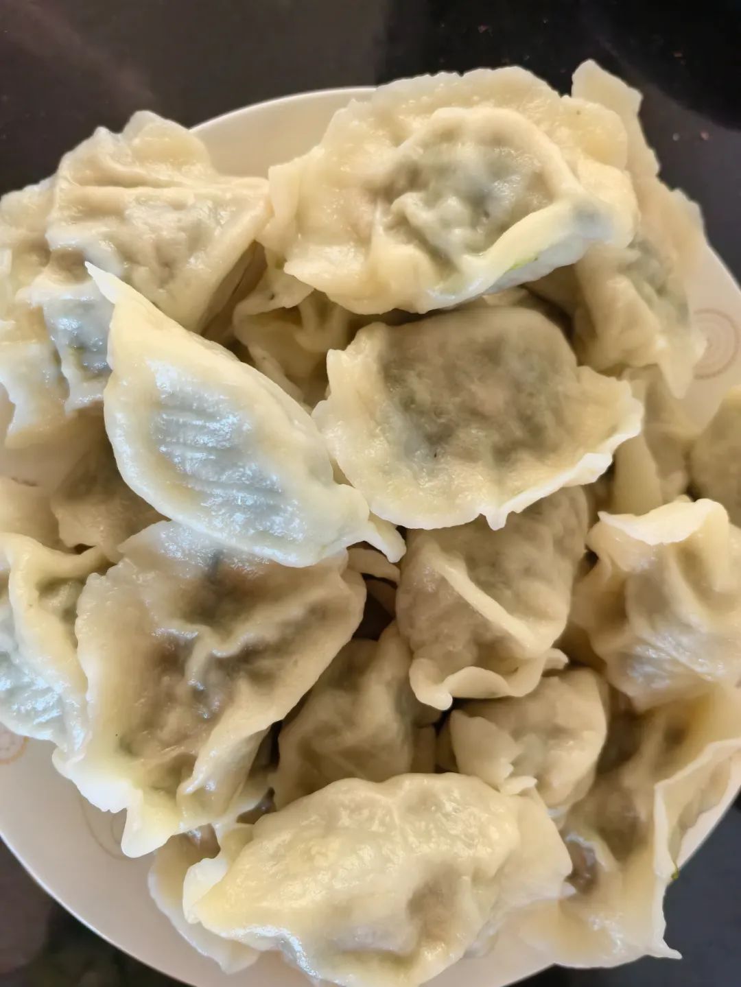 采摘食用野菜须谨慎 别让“尝鲜”变“尝险”
