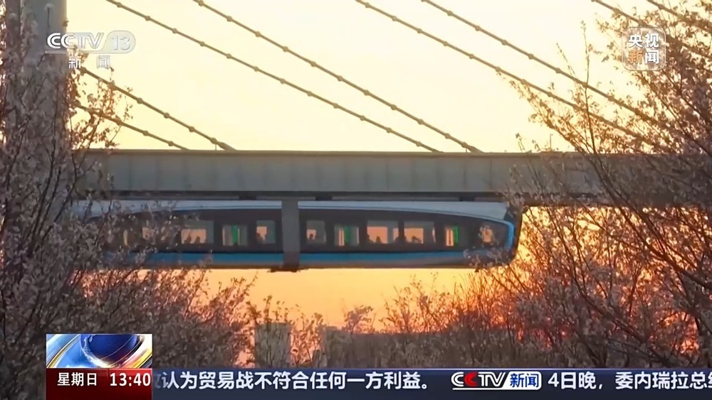 一路繁花 坐着“开往春天的地铁”踏春赏花！