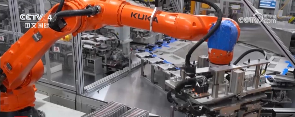 新兴产业“串珠成链”集聚成势 “中国制造”加速向“新”提质增效 新兴产业“串珠成链”集聚成势 “中国制造”加速向“新”提质增效